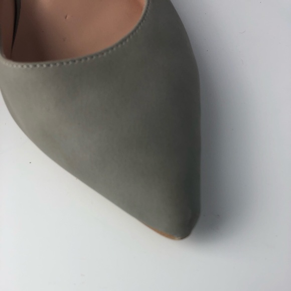 Journee Collection Shoes Women’s Size 10 - Picture 3 of 7